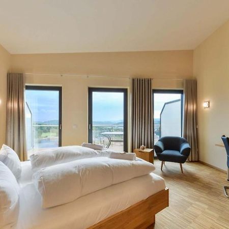 Hotel & Golfrestaurant Gut Wissmannshof Staufenberg  Ngoại thất bức ảnh