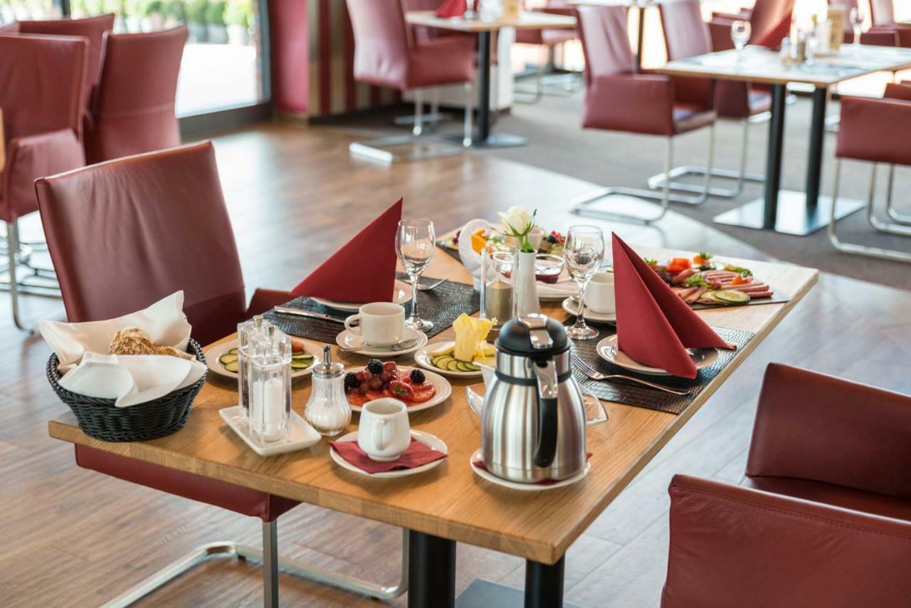 Hotel & Golfrestaurant Gut Wissmannshof Staufenberg  Ngoại thất bức ảnh